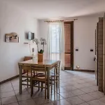 Sairon Village 4*