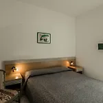 リゾート Sairon Village 4*