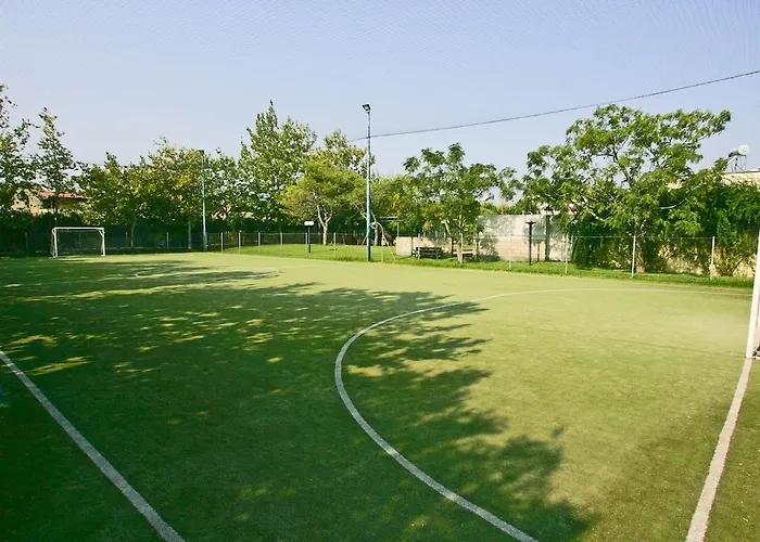 度假村 Sairon Village