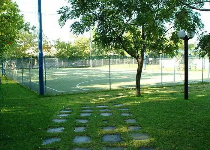 Sairon Village 4*