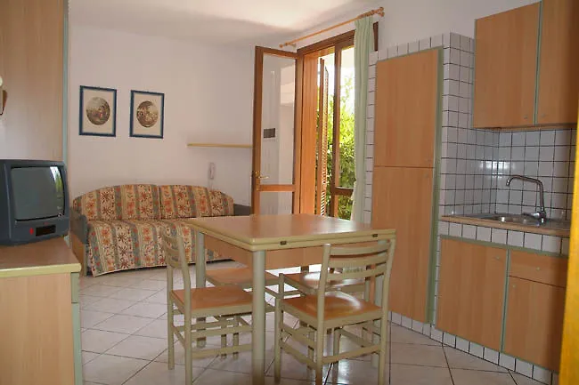 Sairon Village 4*