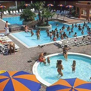 Sairon Village Resort
