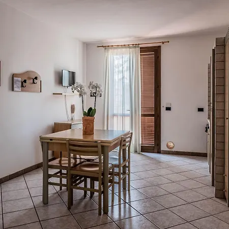 Sairon Village 4*
