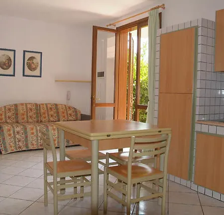 Sairon Village 4*